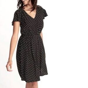 OLD NAVY Polka Dot Dress Large Black Spring Flutter Sleeves Waisted Knee Length